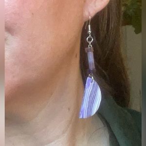 Polymer clay earrings with purple striating pattern with amethyst beading